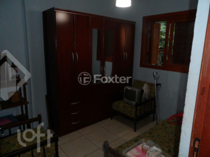 Image 7 - 883784