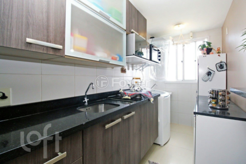 Image 9 - 883835