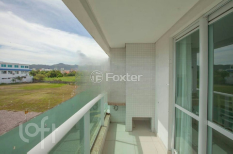 Image 3 - 883881