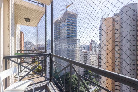 Image 35 - 883975