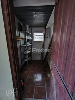 Image 7 - 884014