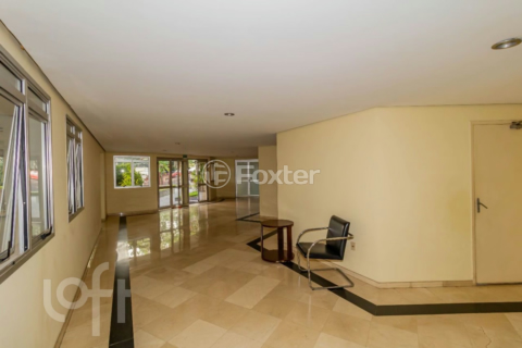 Image 86 - 884063