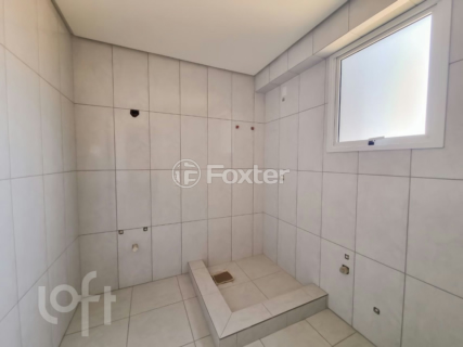 Image 7 - 884066