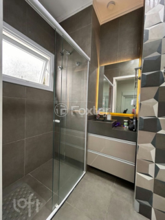 Image 35 - 884141