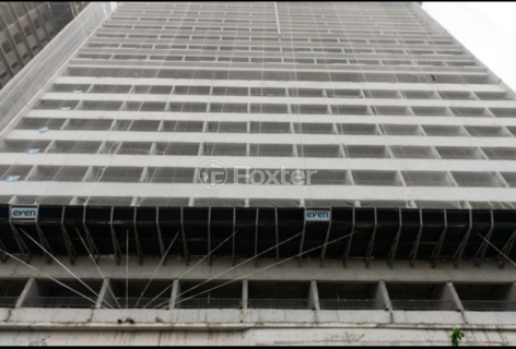 Image 7 - 884370