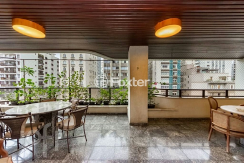 Image 7 - 884455