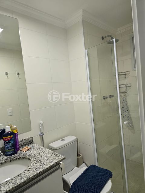 Image 9 - 884459