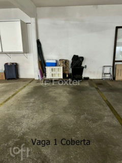 Image 37 - 884471
