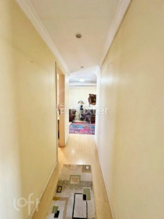 Image 22 - 884544