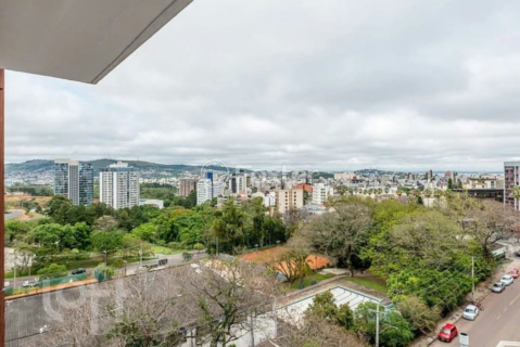 Image 22 - 884737