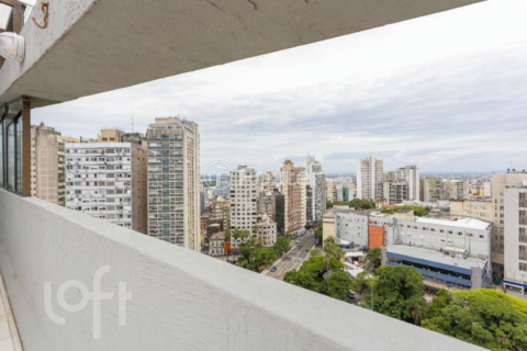 Image 19 - 884747