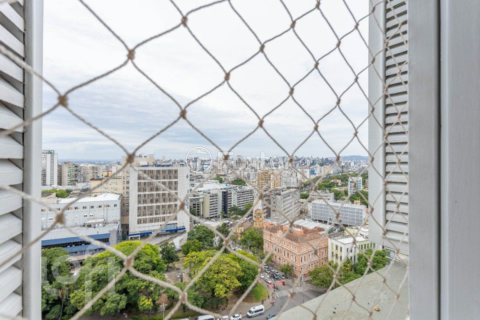 Image 26 - 884747