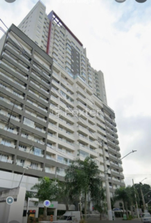 Image 10 - 884760