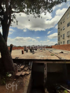 Image 5 - 884772