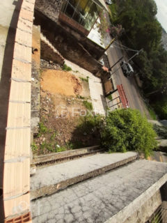 Image 4 - 884772