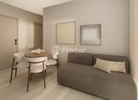Image 7 - 884794