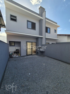 Image 8 - 884858