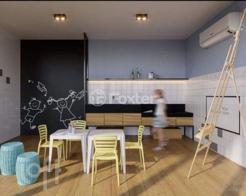 Image 21 - 884862