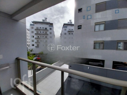 Image 5 - 884929