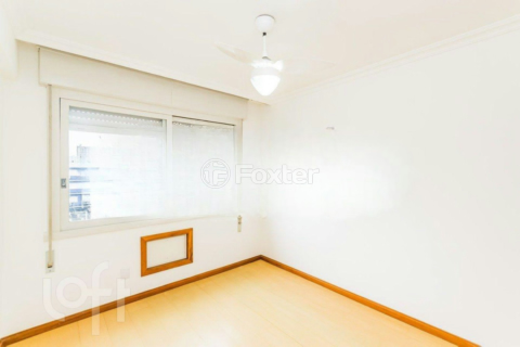 Image 7 - 884938