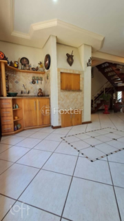 Image 3 - 885015