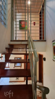 Image 8 - 885015