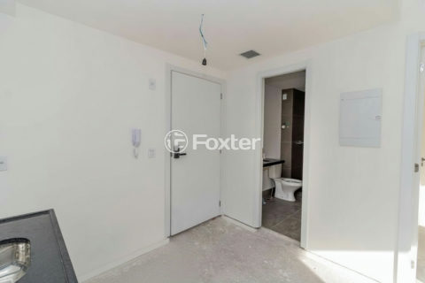 Image 3 - 885065