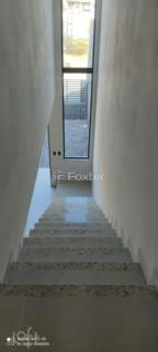 Image 7 - 885102