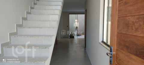 Image 6 - 885102