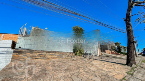 Image 37 - 885123
