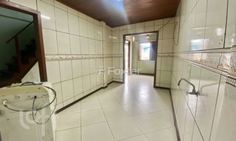 Image 4 - 885131