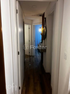 Image 4 - 885132