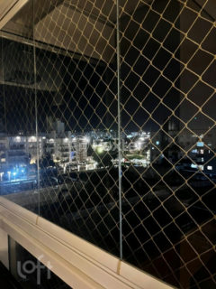 Image 12 - 885132