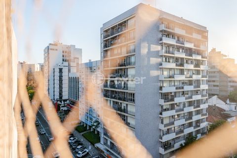 Image 11 - 885164