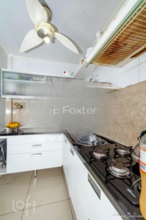 Image 8 - 885294