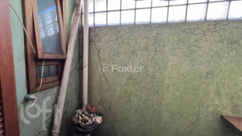Image 21 - 885303