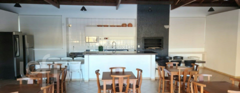 Image 13 - 885365