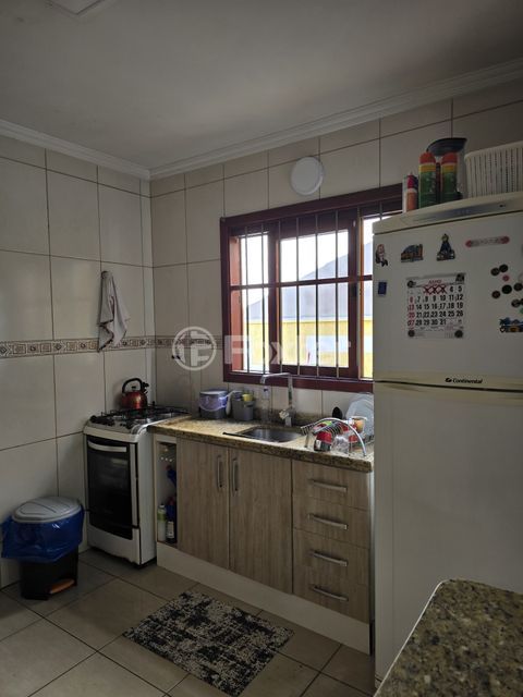 Image 6 - 885482