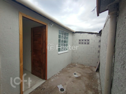 Image 9 - 885489