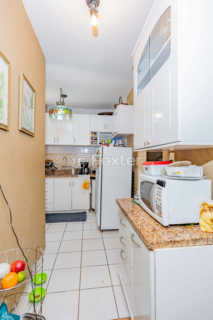 Image 38 - 885533