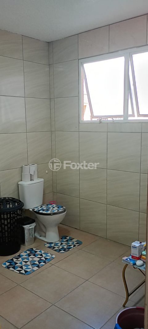 Image 7 - 885595