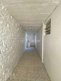 Image 7 - 885705