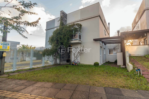 Image 40 - 885754