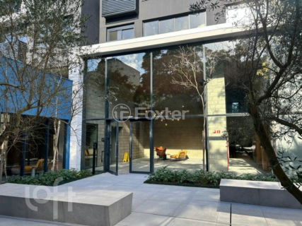 Image 7 - 885789
