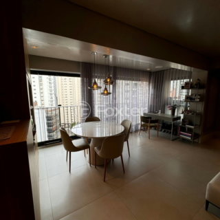 Image 8 - 885917