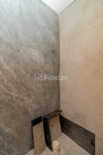 Image 9 - 885960