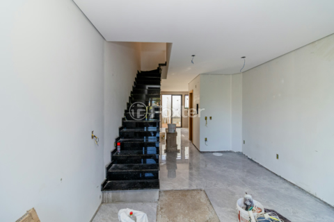 Image 3 - 885961