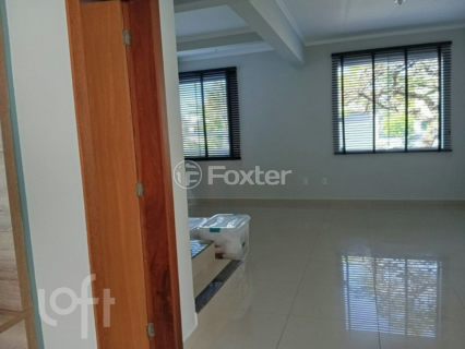 Image 8 - 885963