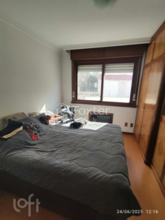Image 3 - 885966