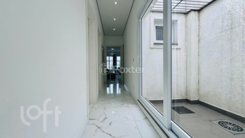 Image 9 - 886106